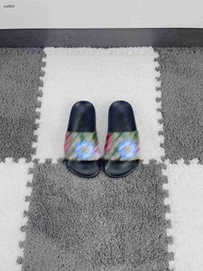 Zapatillas de moda para niños coloridos tallas de zapatos de bebé con estampado floral 26-35 que incluye sandalias de chicas de verano de diseñadores de cajas de zapatos enero20