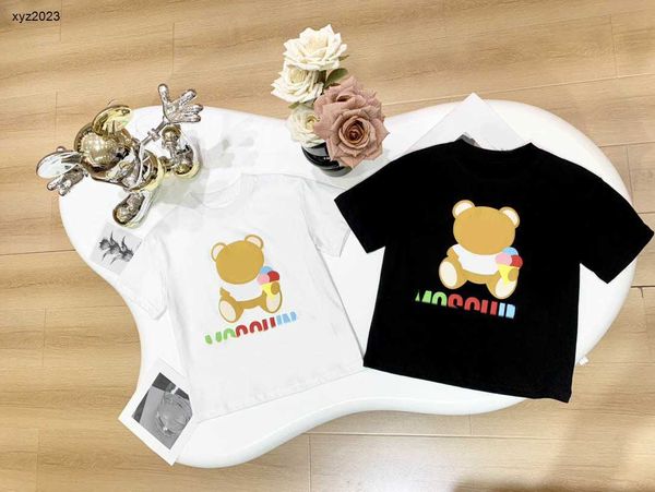 Moda para niños Camiseta Muñeca Oso Patrón bebé camiseta Tamaño 100-150 CM diseñador ropa de bebé verano Negro blanco niños niñas Camisetas de manga corta 24Mar