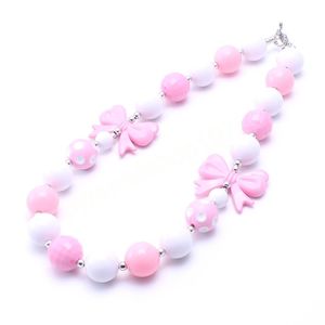 Mode Enfants Blanc + Rose Bowknot Chunky Bubblegum Collier De Perles Pour Les Filles Collier Ras Du Cou Cadeau De Fête D'enfant