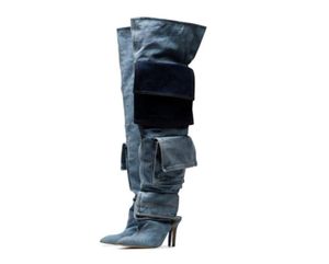 Botas de jeans altos de rodilla de moda zapatos de mezclilla puntiagudos para mujeres bolsillo de bolsillo en el tacón delgado banquete de la pista moderna de calzado bota2355960