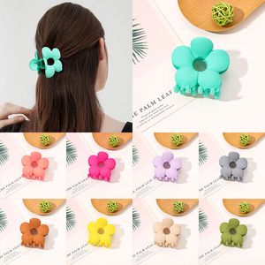 Fashion Korean Style Matte Hair Clip Solid Color Crab Hairpins Styling Tools For Women Girls Sweet Flower Shape Hair Claws