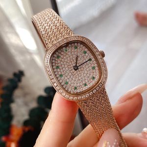 Mode Dames Montre De Mode Mouvement À Quartz Bracelet En Argent Cadran Diamant Unique Style Vintage Montres Cadeau Pour Les Femmes 29.6 26.6mm Orologio di lusso