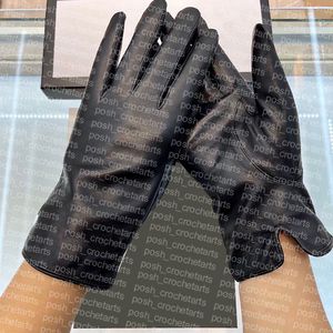 Guantes de piel de cordero de moda vendidos con caja de guantes de invierno negros lana a la venta