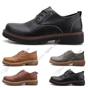 Mode grande taille 38-44 nouveaux hommes en cuir chaussures pour hommes couvre-chaussures chaussures décontractées britanniques livraison gratuite Espadrilles vingt-six
