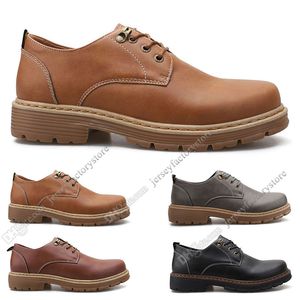 Mode grande taille 38-44 nouvelles chaussures pour hommes en cuir pour hommes surchaussures britanniques chaussures de sport gratuit Envoi Espadrilles Seven