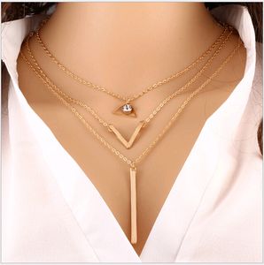 Moda Layer Body Chain Bar Necklace Gargantillas Elegantes Mujeres crystal lentejuelas tira colgante collares Accesorios de la joyería de las señoras para la venta