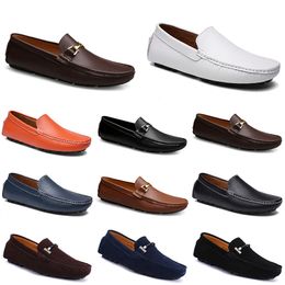 doudou en cuir de mode hommes chaussures de conduite décontractées Semelle souple respirante Light Tan noir marine blanc bleu argent jaune gris chaussures all-match paresseux transfrontalier