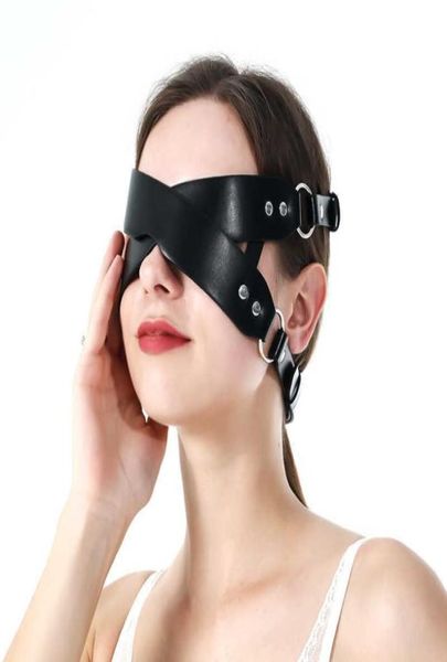 Fashion Leather Arness Mask Bdsm Sexy Cosppit Poppit Game Erotic venda con vendas en la carnicería Erotic Halloween Carnival Masks Q08066425430