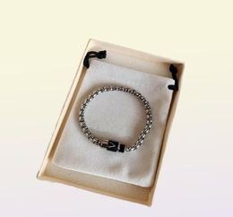 Pulsera de cadena de eslabones para amantes de las pulseras con dijes de botellas de perfume de cuero de moda para cupón con caja de regalo al por menor SL0087499173