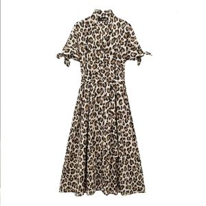 Mode léopard imprime longue robe femme robes à manches courtes pour streetwear plage d'été fête des vacances féminines 240514