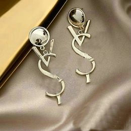 Mode Brief Stud Oorbellen Designer Sieraden Voor Vrouw Luxe Earing Hanger Kristal Strass Sieraden Geschenken