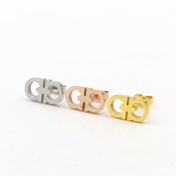 Lettres de mode boucles d'oreilles pour femmes en acier inoxydable OL concepteur coréen boucles d'oreilles boucles d'oreilles boucle d'oreille bijoux cadeau