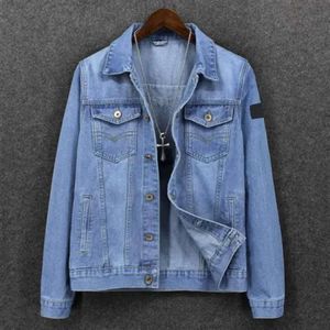 Abrigo de mezclilla azul claro de moda para hombres 2023 Primavera y otoño Nueva versión coreana superior de gran tamaño de la chaqueta de isla de mediana edad de Trend Coat 61 188