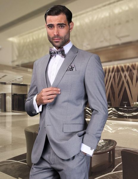 Moda Gris claro Novio Esmoquin Muesca Solapa Padrinos de boda Vestido de novia para hombre Excelente chaqueta de hombre Blazer Traje de 3 piezas (chaqueta + pantalones + chaleco + corbata) 16