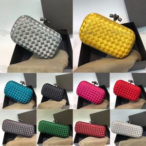 lederen knoop minaudiere avondtas foulard intraccio minaudiere clutch bags muze messing finish luxe vrouwen zijden weefsel met de hand gevangen klauwen portemonnee voor