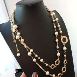 Fashion Long Perle Colliers Cha￮ne pour femmes Amateurs de mariage Collier Gift Channel Concepteur Bijoux avec sac de flanelle