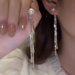 Fashion Long glonilles en ramiement complet Boucles d'oreilles pour les femmes en cristal brillant perle