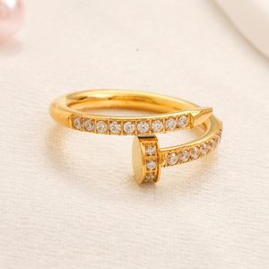 Mode Liefde Ring Luxe Ringen Designer voor Dames Heren Roestvrij Staal 18k Vergulde Ontwerp Accessoires Bruiloft Sieraden