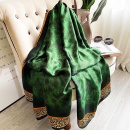 Mode luxemerk donkergroene luipaard bloemen zijden sjaal sjaal sjaal dame hoogwaardige tulband hoofd hijab femme wrap foulard snood
