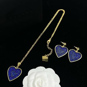 Mode luxe conçu colliers boucles d'oreilles ensembles Banshee Medusa tête Portrait coeur bleu rempli de diamants pendentif bijoux pour femmes cadeaux MS16 --05