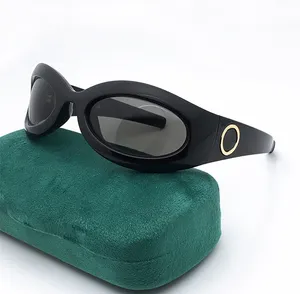 Mode luxe ontwerper 1247 heren dames zonnebril vintage avant-garde modeshow brillen persoonlijkheid unieke stijl Anti-Ultraviolet bescherming komen met etui