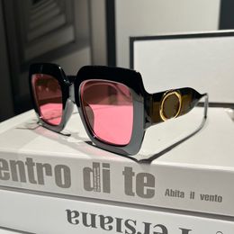 Designer de luxe de mode 8392 Waimea Lunettes de soleil pour hommes femmes Vintage carré Mat matériel Lettre impression lentille lunettes Extérieur Anti-Ultraviolet viennent avec étui