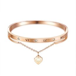 Créateur de mode de luxe beau diamant étincelant zircon coeur charmes bracelet bracelet pour femme filles 17 cm or rose titane s258S