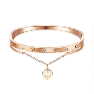 Créateur de mode de luxe beau diamant étincelant zircon coeur charmes bracelet bracelet pour femme filles 17 cm or rose titane s258S