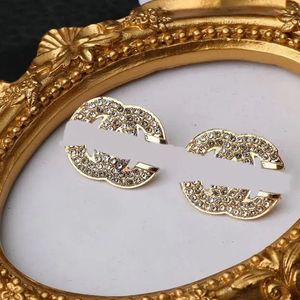 Mode Luxe Designer Oorbellen Letters Stud Crystal Vrouwen Strass Bruiloft Sieraden Accessoires Geschenken 15 stijl