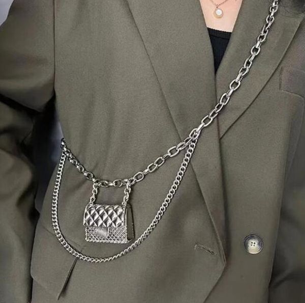 Ceintures de chaîne en or de luxe de mode pour sacs de taille femmes de haute qualité sac évidé ceinture en métal réglable longue ceinture mini sac