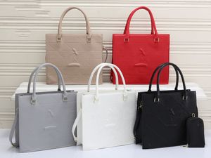 Mode luxe designer sacs à bandoulière femmes Le sac une chaîne de lenvers sac à l'envers designer femme en cuir sacs à bandoulière