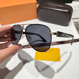 Mode Luxe Designer Zonnebril Merk Heren en Dames Ovale bril met klein frame Premium UV 400 Gepolariseerde zonnebril Zomer buiten rijden zonnebril