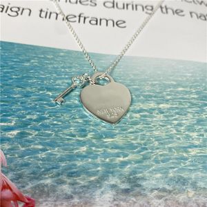 Mode luxe designer ketting charme hart kern hanger ketting voor vrouwen man hart sieraden minnaar cadeau sleutelbeen ketting