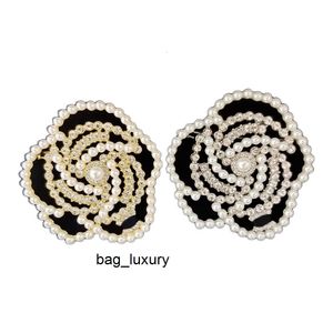 mode luxe Emaille Designer Broches Vrouwen olie Reliëf Stempel Pins 18K Vergulde speciale aanbieding Mannen Merk Letter Inlay Kristal Strass Sieraden Broche Charme