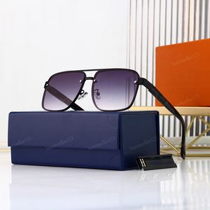 Moda Hombre de lujo Gafas de sol de diseño caliente para hombres y mujeres Gafas de sol Anteojos vintage Lentes cuadradas Marco de gafas Letra impresa Color Película Gafas Tendencia