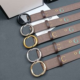 Cinturón de moda para hombre, cinturones de diseñador para mujer, cinturón de cuero de color sólido con hebilla lisa de metal informal con estampado del alfabeto
