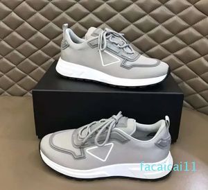 Moda Hombres Zapatos casuales Marca Soft Becerro Zapatillas de deporte Italia Caliente Popular Negro Blanco Azul Bajo Top Banda elástica Piel de becerro Diseñador Casuales Zapatos atléticos