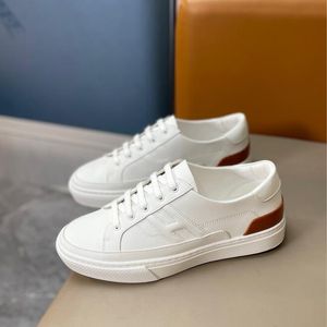 Fashion Men Casuals Schoenen Crew Dik Bottom Lopend Sneaker Italië Italië Classic Band Laag Top Wit Zwart Leather Lightness Designer Casual Sports Shoes Box EU 38-45