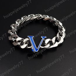 Fashion Men Chain armband roestvrijstalen armband Email Letter Opening en Sluiting Silver Bracelet Dikke ketting Designer sieraden