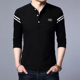 Mode hommes à manches longues polos de base printemps automne rayé mince t-shirts coréen mâle vêtements affaires décontracté hauts 240115