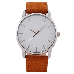 Modieus quartz herenhorloge met grote wijzerplaat en oranje band in cartoonstijl