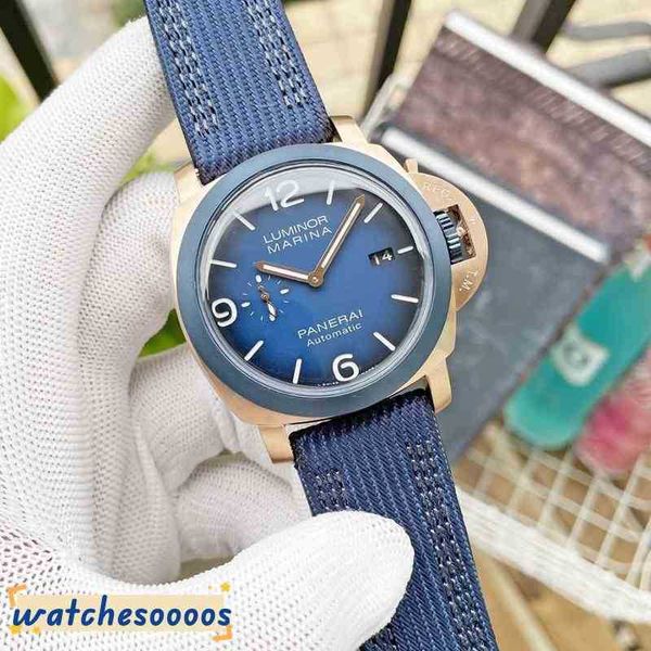 Designer de montres masculines de mode Swiss Series authentiques entièrement automatiquement mécanique de pointeur multifonctionnel affichage de bracelet