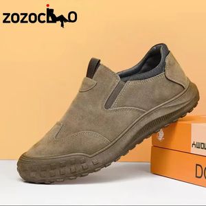 Mode Mannen Sneakers Duurzaam Outdoor Wandelschoenen Casual Slip-On Wandelen Sportschoenen Lente Herfst Antislip Zacht Heren schoeisel 240118