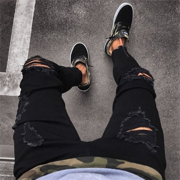 Moda para hombre Cool Designer Black Ripped Skinny Jeans Destroyed Frayed Slim Fit Denim Pant Zipper Hop Pantalones Agujeros para hombres 220811