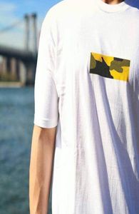 Camiseta de diseñador para hombre de moda pareja de alta calidad verano más nuevo manga corta jóvenes estudiantes de estilo de hip hop de estilo de hip hop s8616900