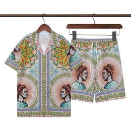 Modische Herren-Trainingsanzüge, Hawaii-Strandhosen-Set, Designer-Hemden, bedrucktes Freizeit-Hemd, schmale Passform, kurzärmeliges Shorts-Strandhemd für den Vorstand