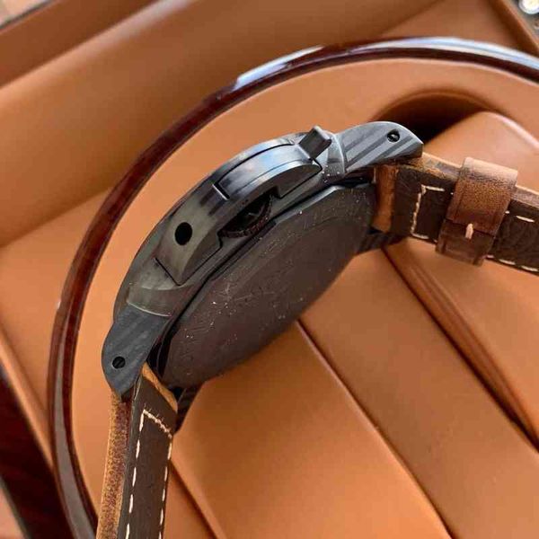 Fashion Mens Watches Luxury for Mechanical Special Edition Series Carbon Fibre Case 5AQ7 Style de bracelet
