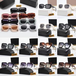 Mode Hommes Femmes Designer Lunettes de soleil Multicolores Lunettes classiques Conduite Sport Tendance d'ombrage avec boîte T232