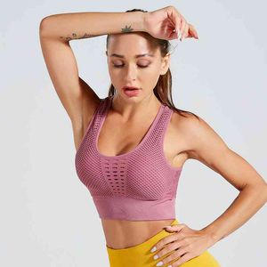 Soutien-gorge de sport en maille de mode respirant évider gym yoga brassière sans couture antichoc course fitness débardeur femme 210514