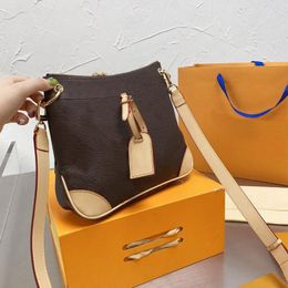 Fashion Messenger Bag Women Crossbody Bags Classic Letter Lady Zipper Purse Golden Hardware Tag Hanger Detchable verstelbaar